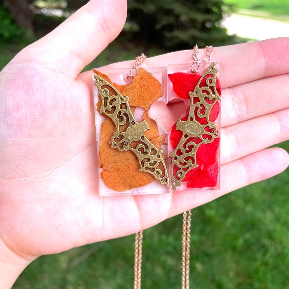 Matching Couples Necklace - Picture 1 of 3